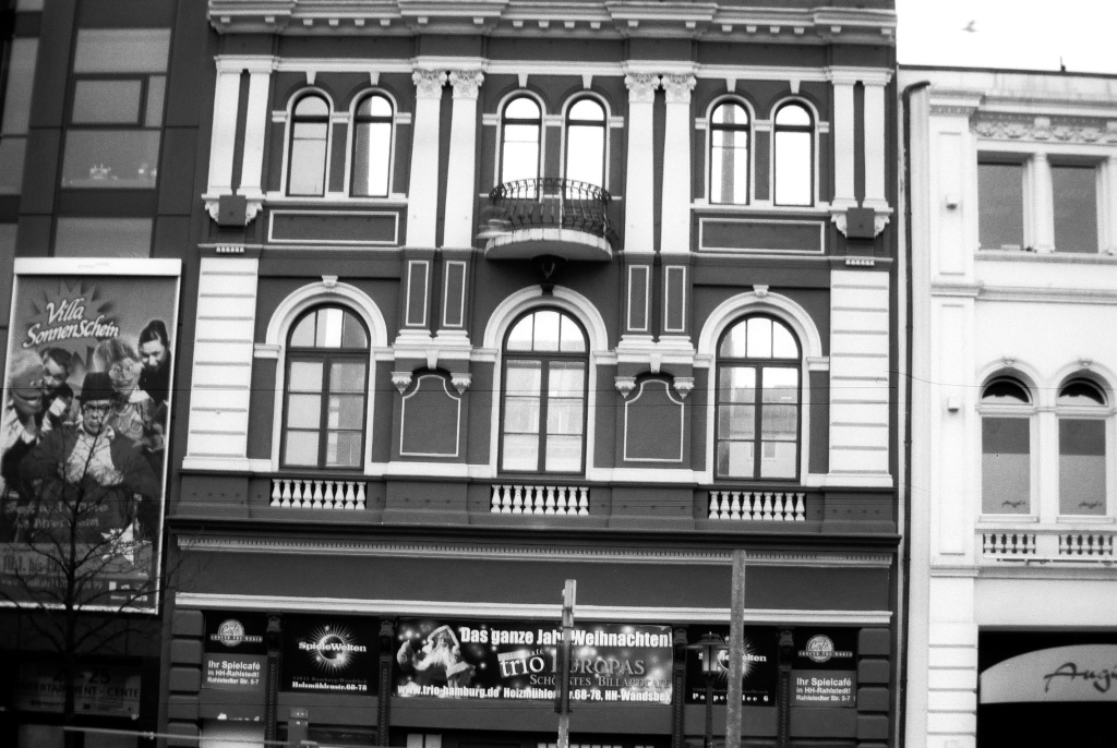 Ruine Badeanstalt Spielbudenplatz 26