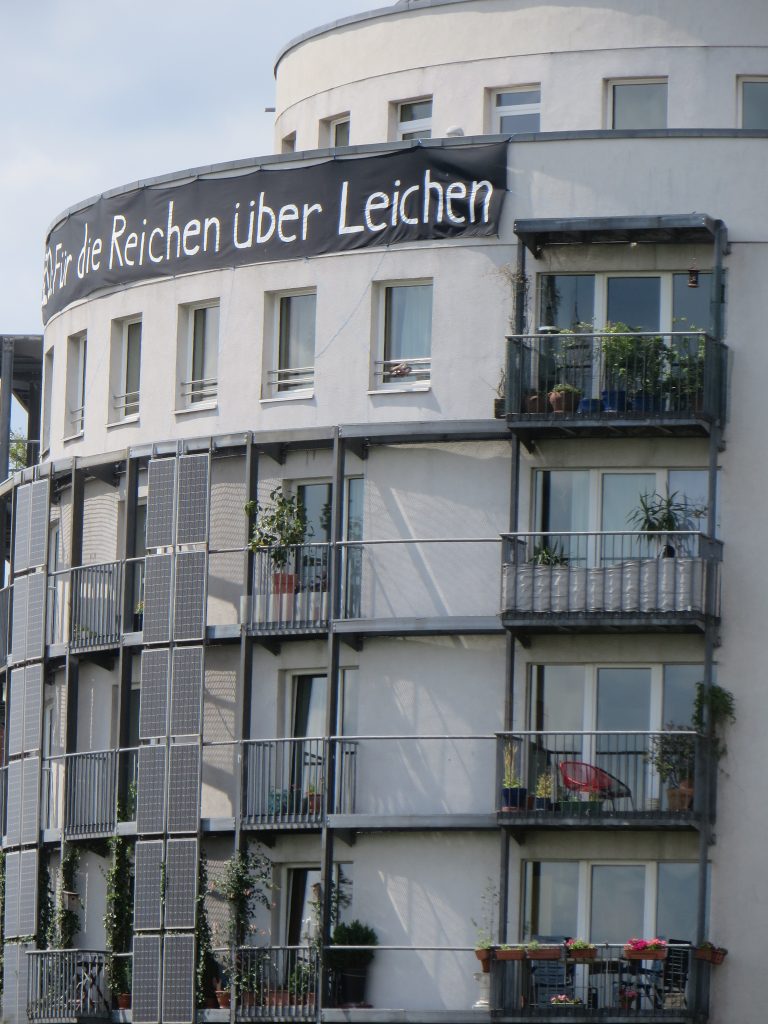 Die Reichen über Leichen